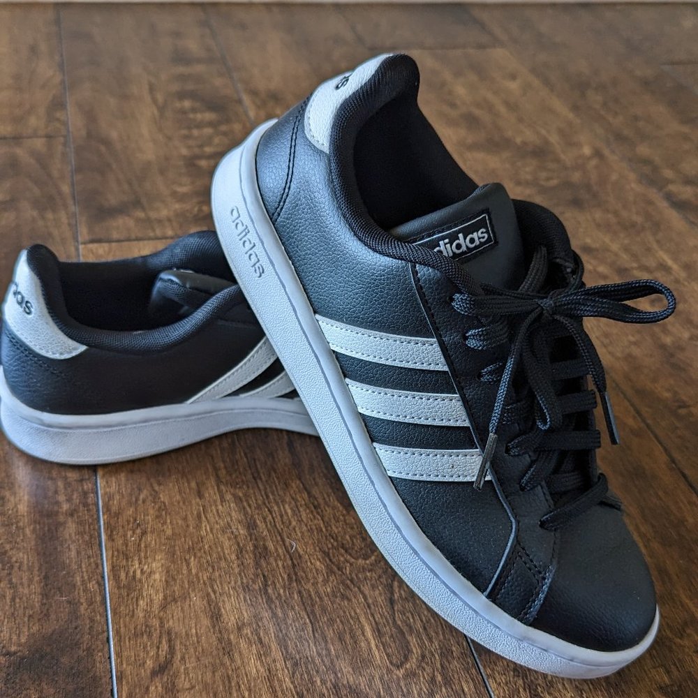 Adidas grand court black